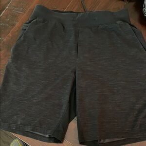 Lululemon Athletica Men's Black Athletic Shorts 9” Men’s size Medium